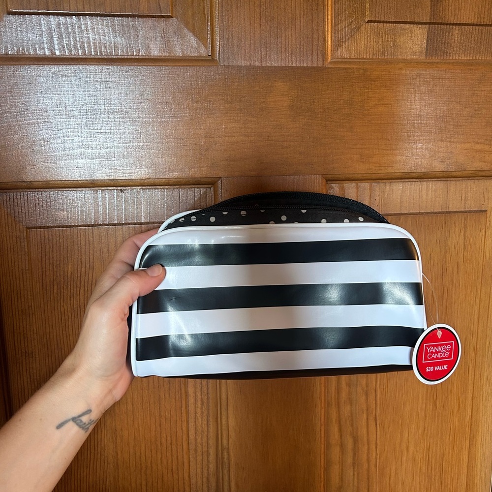Yankee Candle Black and White Polka Dot Makeup Bag